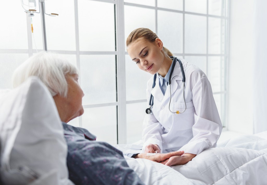 DoctorWithPatient | Adroit Infosystems | Adroit Infosystems Inpatient Management | Adroit Infosystems | Adroit Infosystems